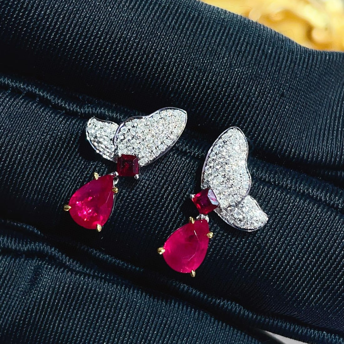 14k Gold 2.31 Ctw Natural Ruby & Diamond Earrings - 4