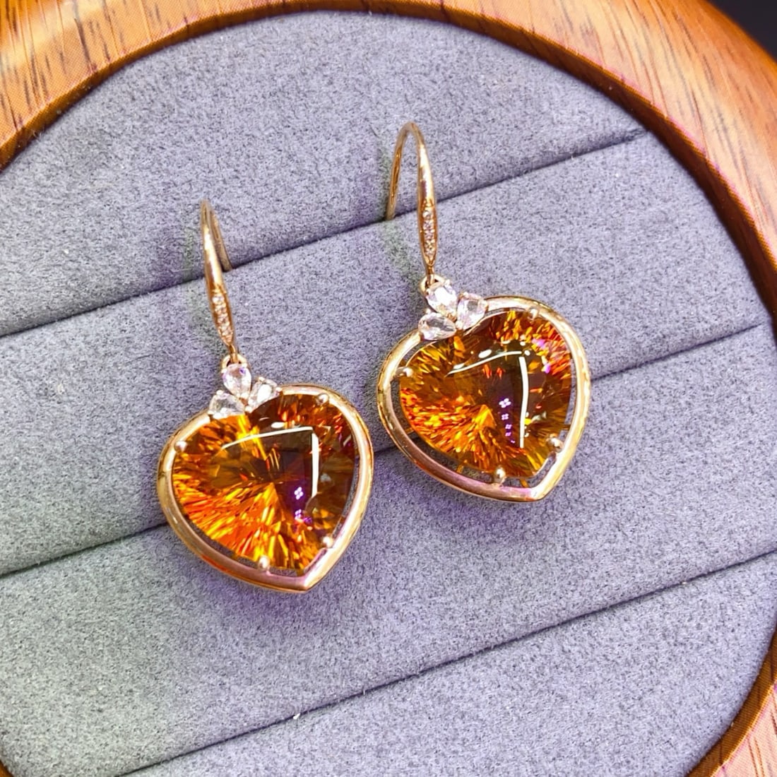 14k Gold 14.9 Ct Natural Citrine & Diamond & Sapphire Earrings: Ref:231085221 // gold content:14k gold // main gemstone:citrine // shape:heart // carat weight:14. 9ct // color:yellow // treatment:natural // // adjacent gemstone 2 : diamond // number of stones:10