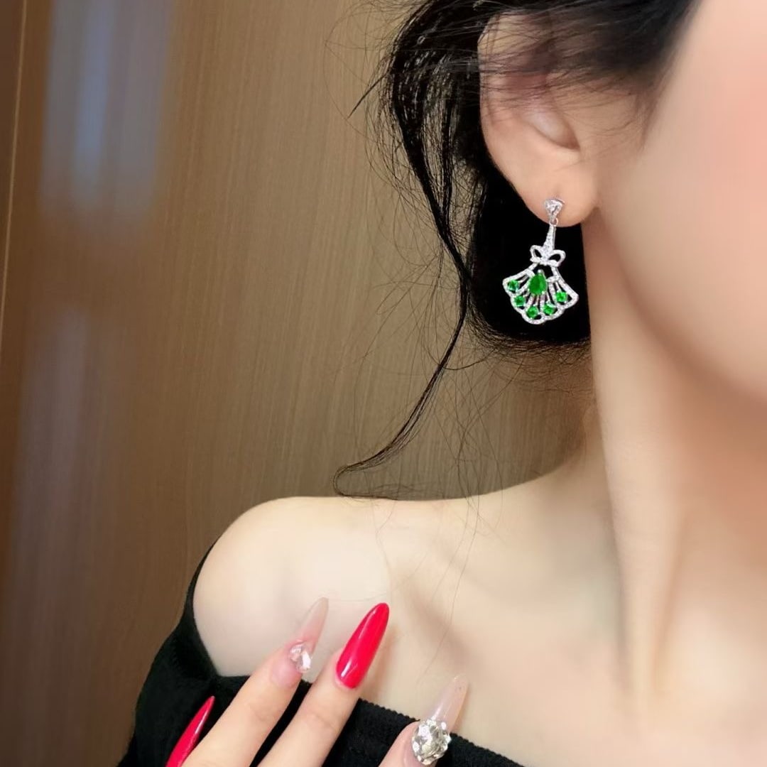 14k Gold 1.36 Ctw Natural Emerald & Diamond Earrings - 4