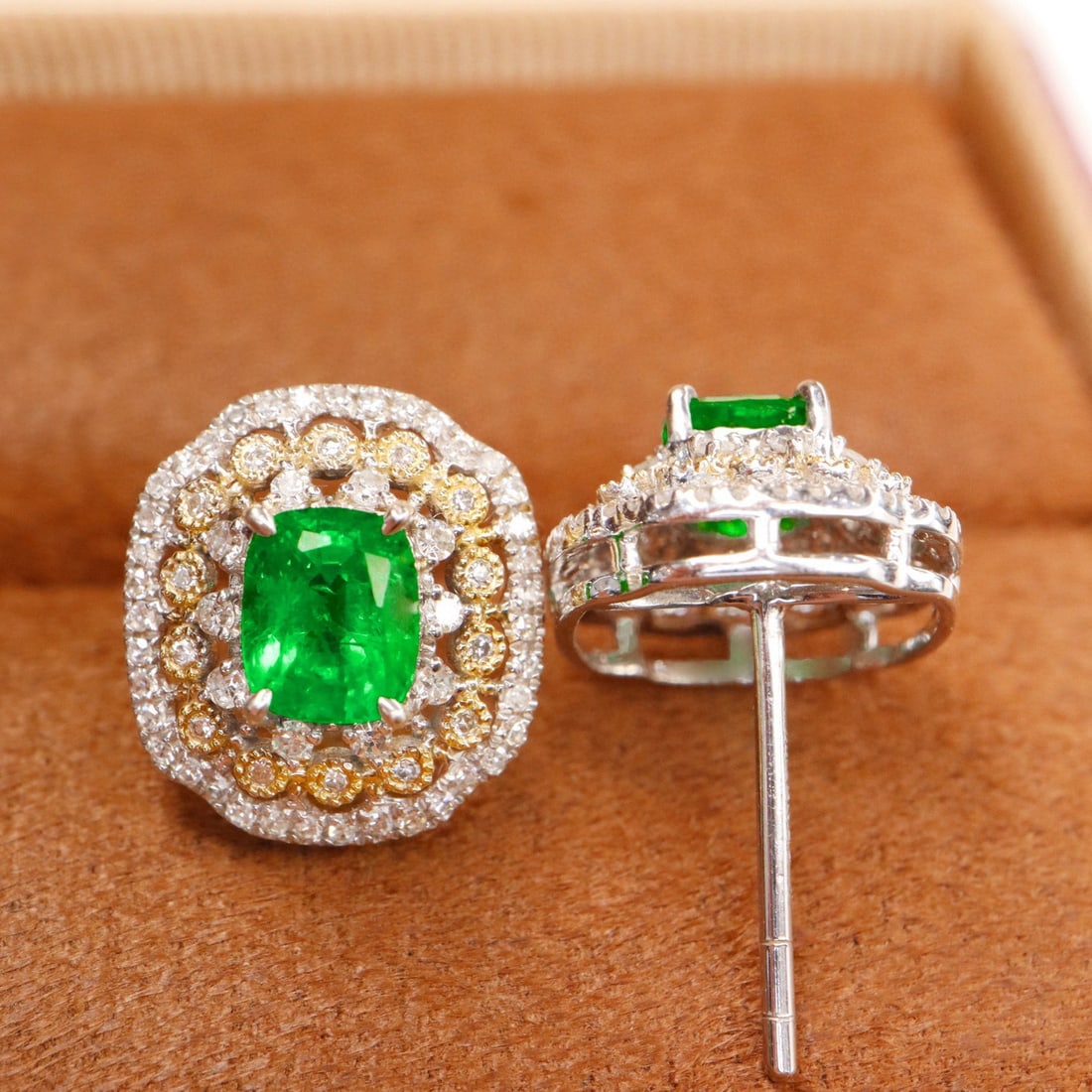 14k Gold 1.65 Ctw Vivid Green Natural Emerald & Diamond Earrings - 2