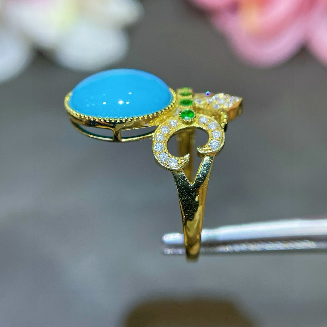 14k Gold 2.81 Ctw Natural Blue Turquoise & Diamond Ring - 4