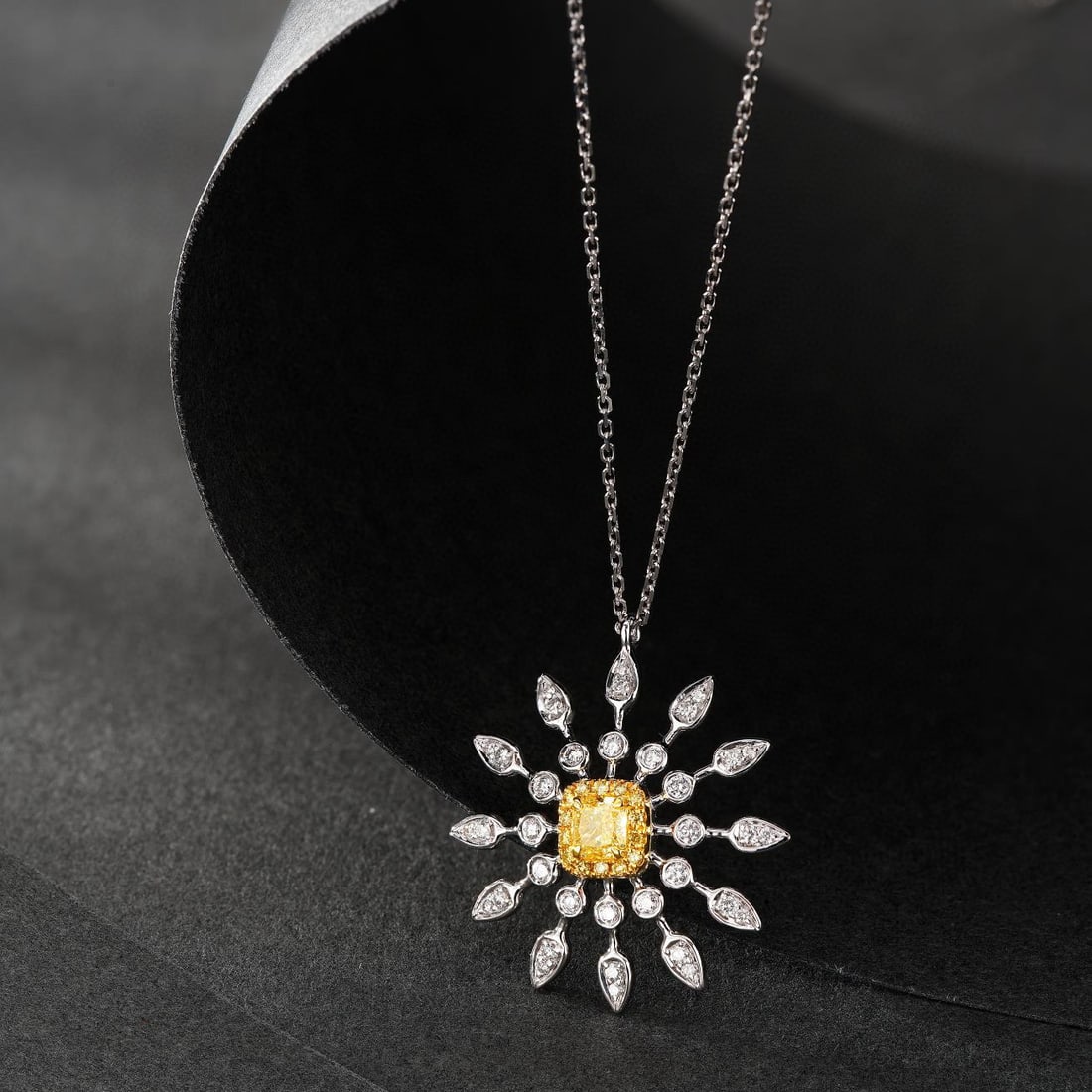 14k Gold 0.35 Ctw Natural Yellow Diamond & Diamond Necklace - 3