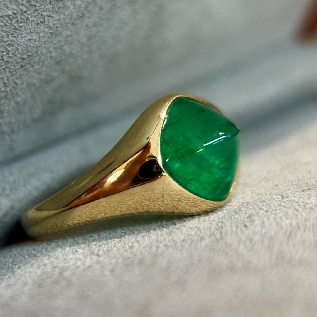 14k Gold 2.39 Ct Vivid Green Natural Emerald Ring - 3