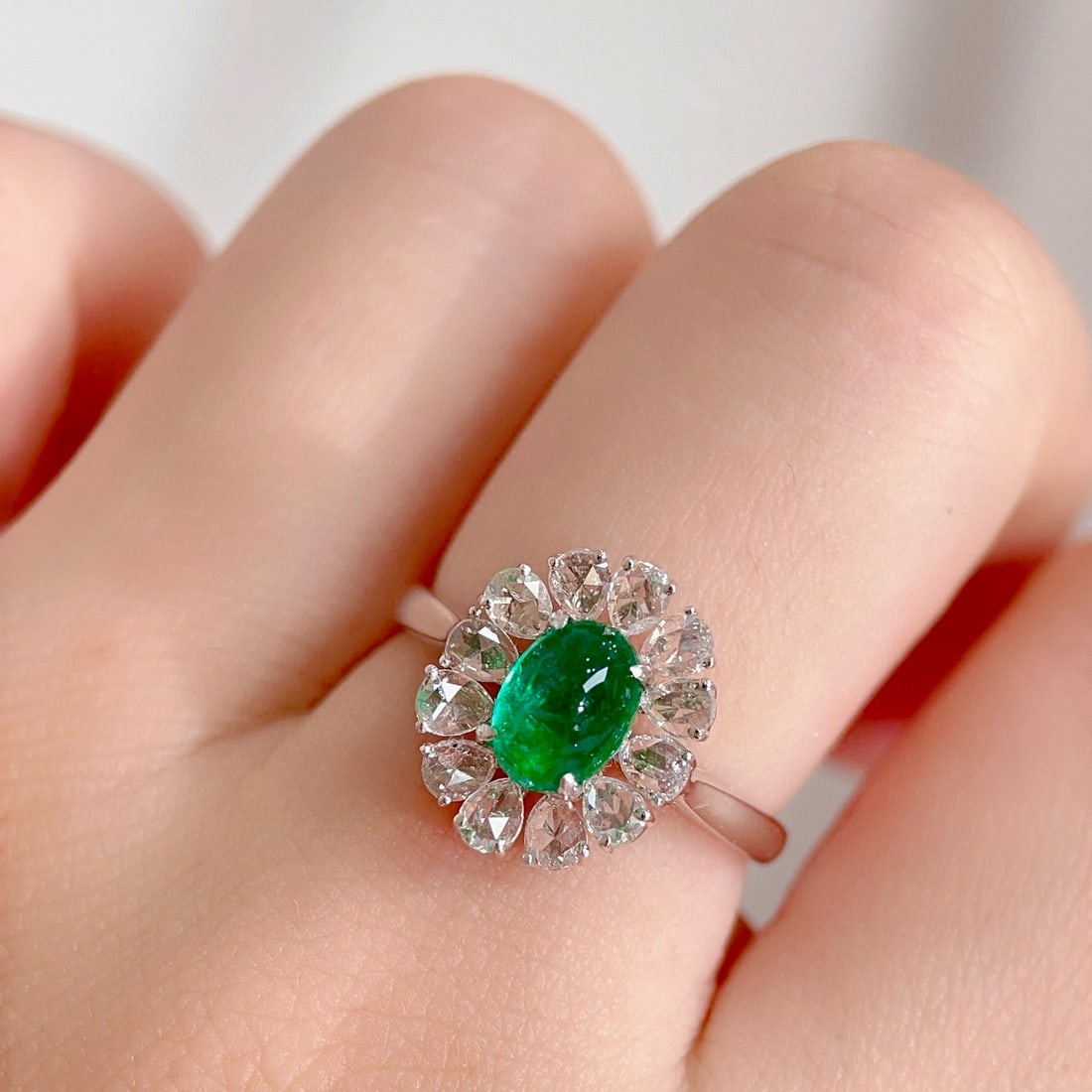 14k Gold 1.55 Ctw Vivid Green Natural Emerald & Diamond Ring - 6
