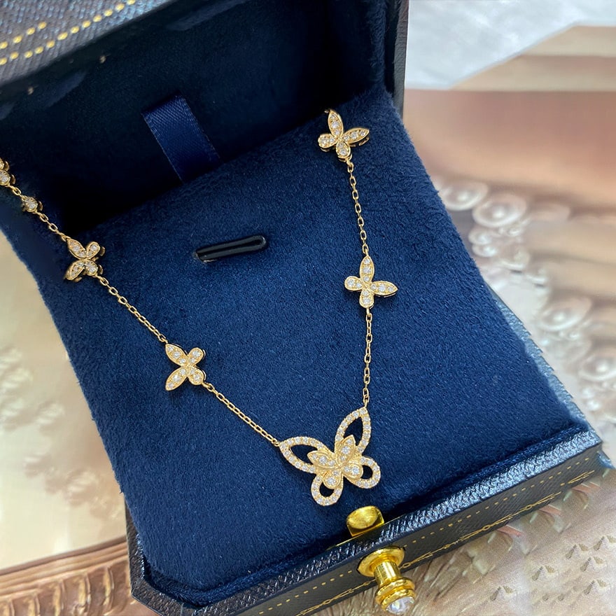 14k Gold 0.85 Ct Natural H Diamond & Butterfly Necklace: Ref:231086133 // gold content:14k gold // main gemstone:diamond // shape:round // carat weight:0. 85ct // clarity grade:vs-si // color:h // treatment:natural // cut grade:g // Condition: New Low