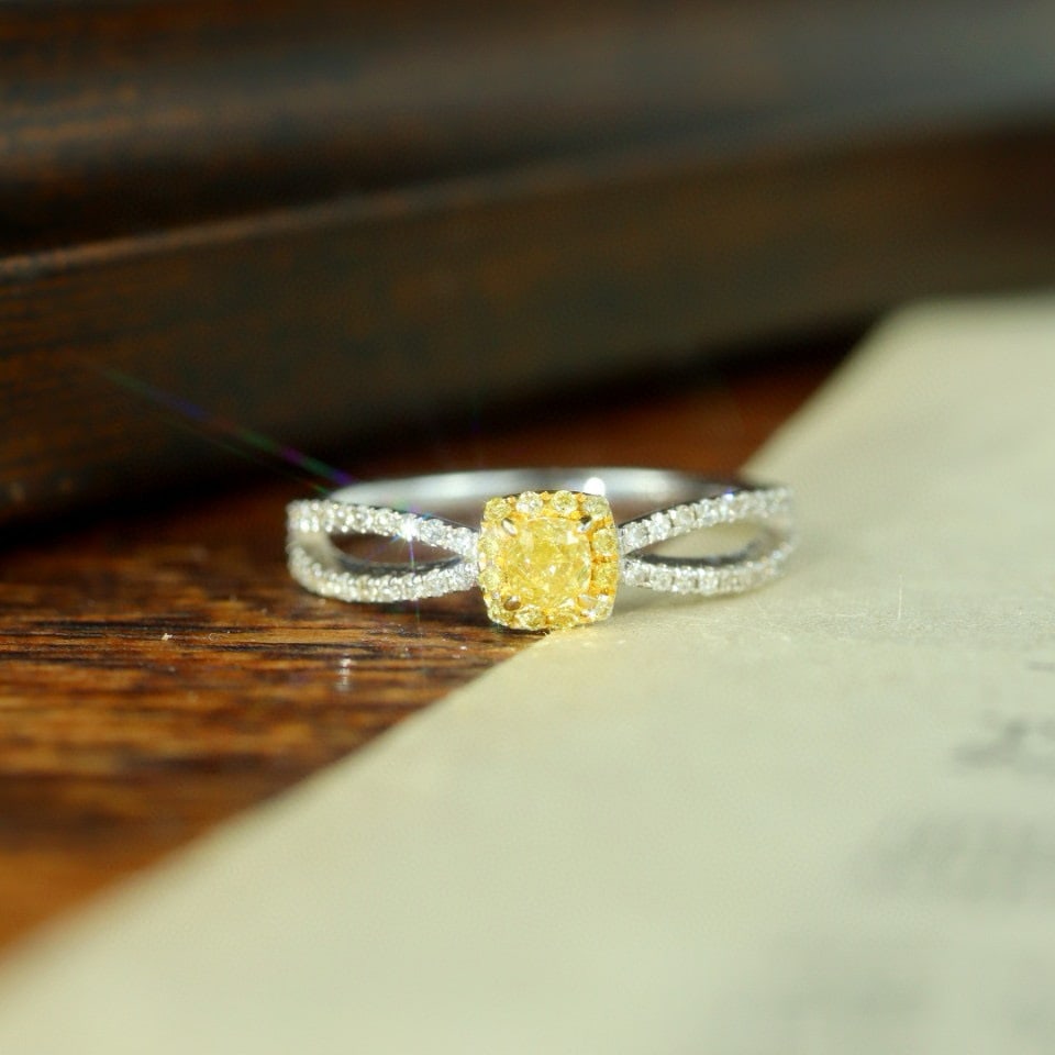 14k Gold 0.46 Ctw Natural Yellow Diamond & Diamond Ring: Ref:231086140 // gold content:14k gold // ring size:7. 25us // // main gemstone:yellow diamond // shape:cushion // carat weight:0. 21ct // color:yellow // treatment:natural // // adjacent gemstone 2