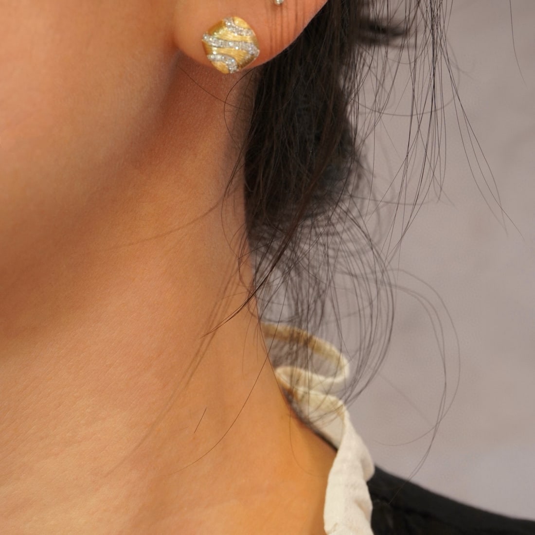 14k Gold 0.24 Ct Natural H Diamond Earrings - 5