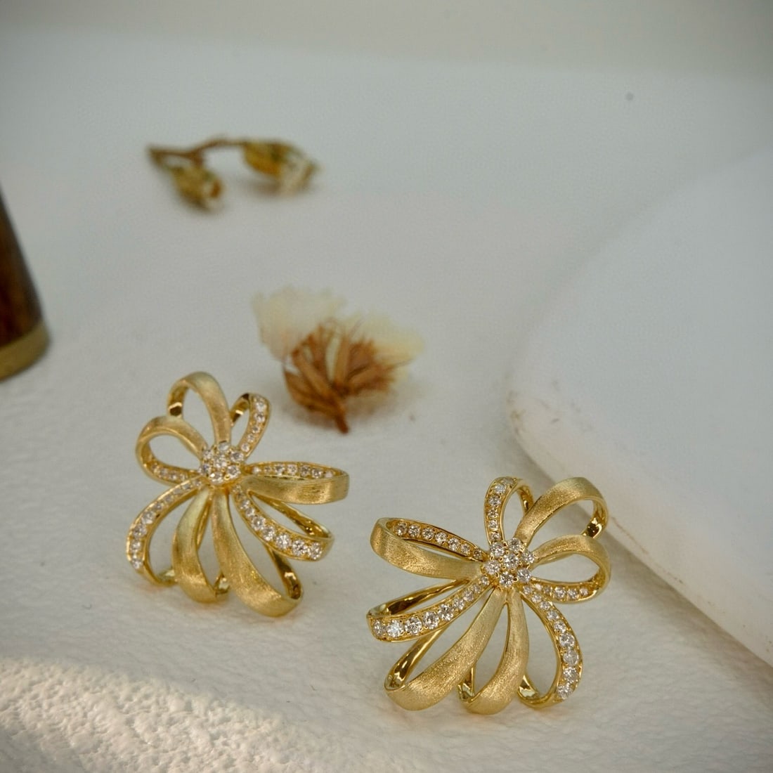 14k Gold 0.38 Ct Natural H Diamond Earrings - 6