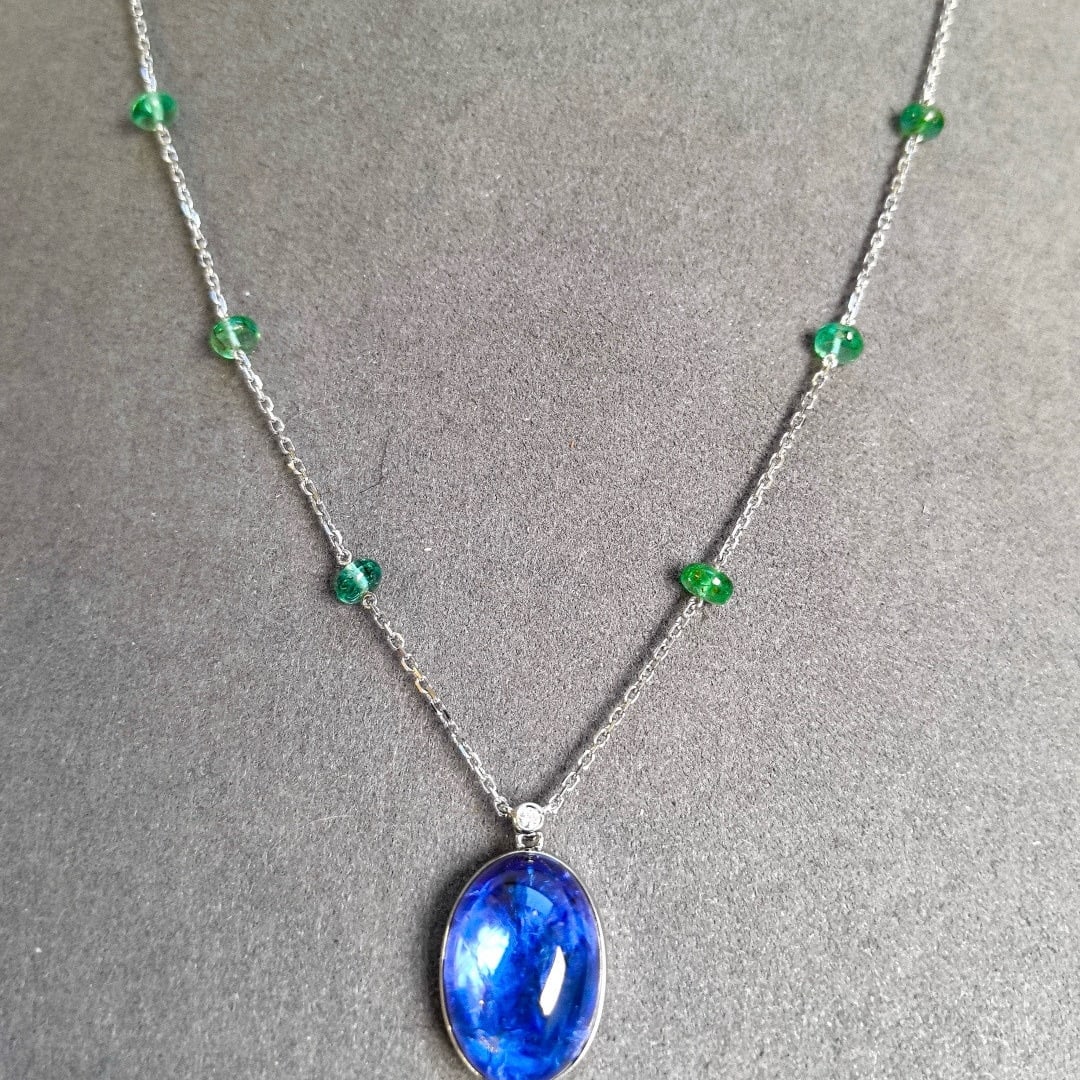 14k Gold 16.70 Ctw Natural Tanzanite & Emerald Necklace - 2