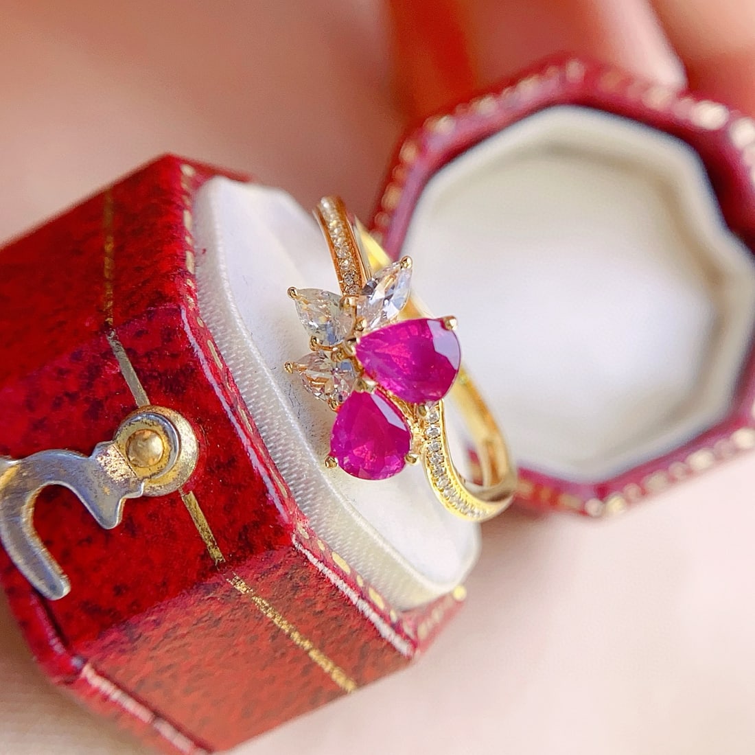 14k Gold 1.00 Ct Natural Ruby & Diamond & Sapphire Ring - 4