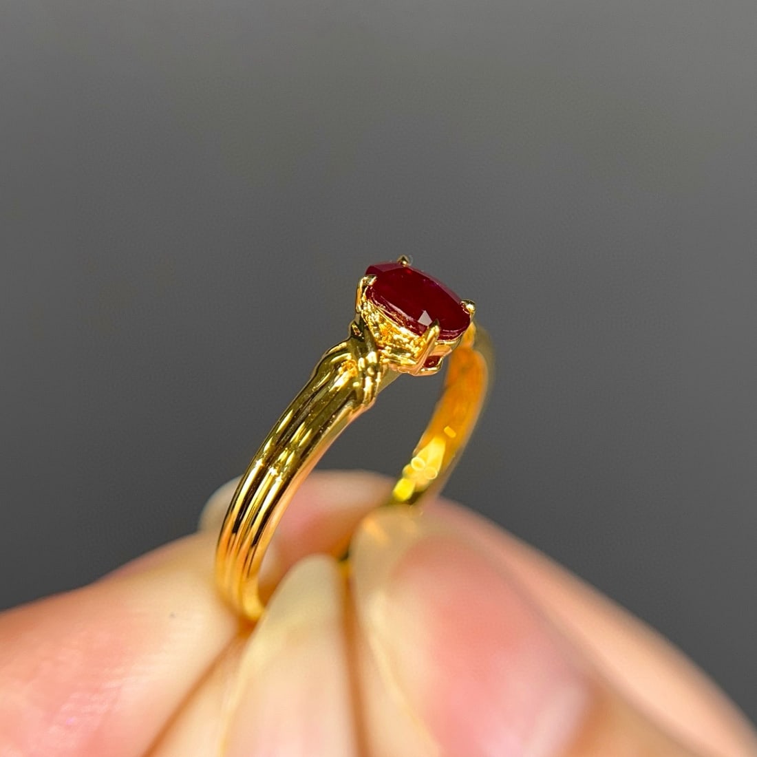 14k Gold 0.65 Ct Natural Ruby Ring - 3