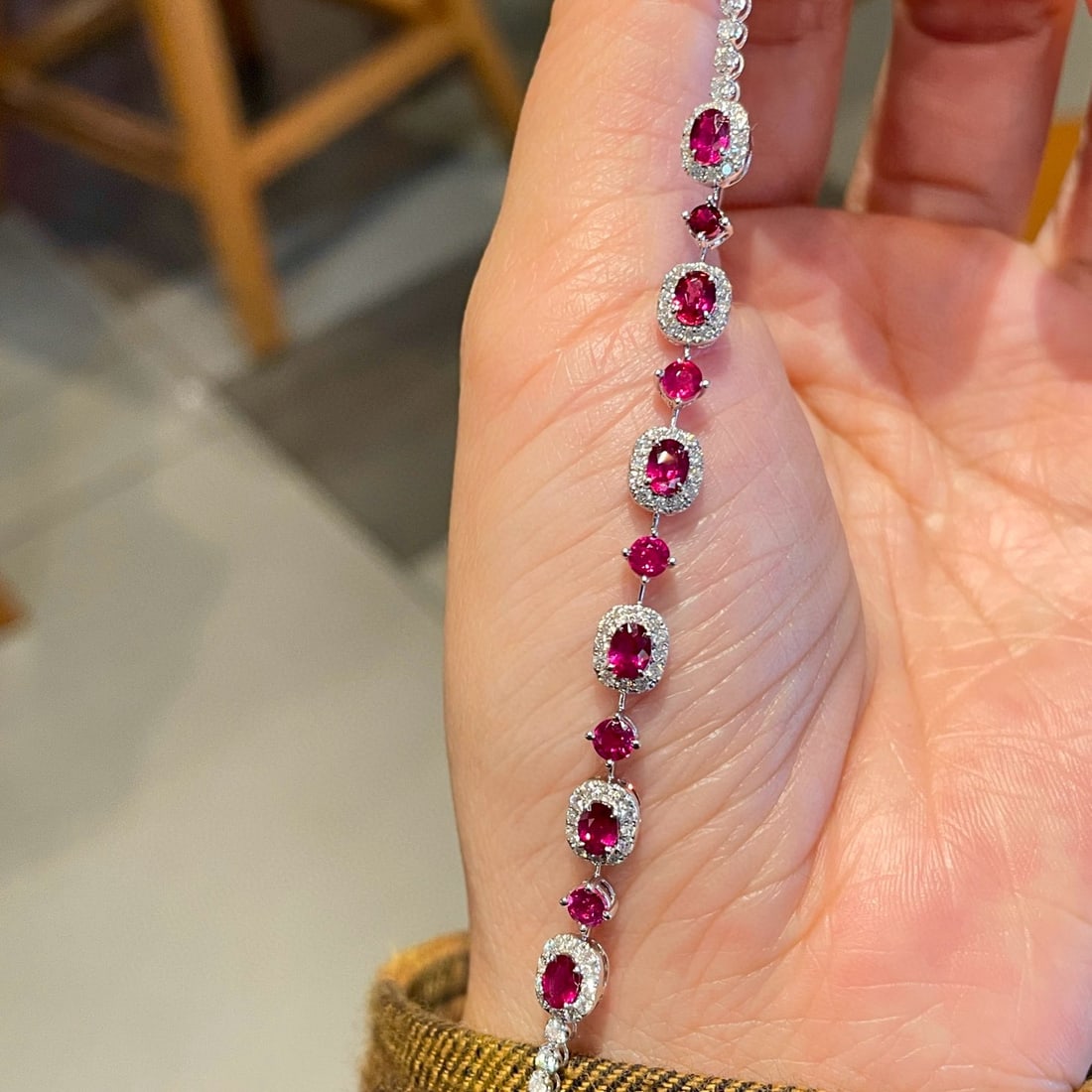 14k Gold 3.18 Ctw Natural Ruby & Diamond Bracelet: Ref:231086190 // gold content:14k gold // main gemstone:ruby // shape:multiple // carat weight:2. 18ct // color:red // treatment:natural // // adjacent gemstone 2 : diamond // shape:round // carat wei