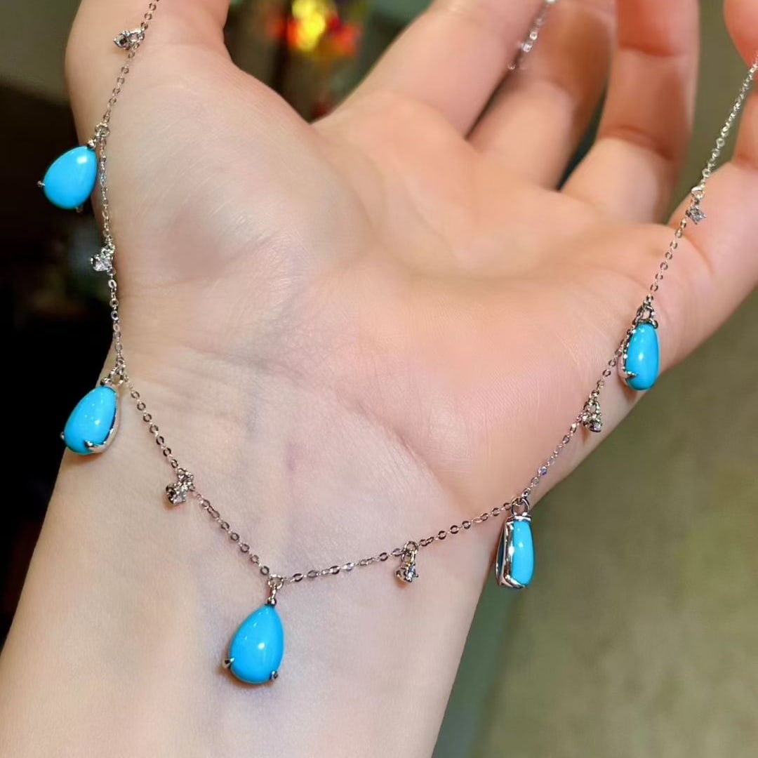 14k Gold 6.48 Ctw Natural Blue Turquoise & Diamond Necklace: Ref:231087052 // gold content:14k gold // main gemstone:blue turquoise // shape:pear // carat weight:6. 33ct // color:blue // treatment:natural // // adjacent gemstone 2 : diamond // shape:round // ca