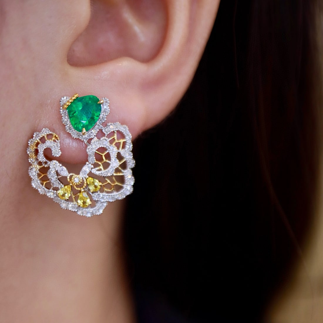 14k Gold 2.19 Ctw Natural Emerald & Diamond Earrings - 8