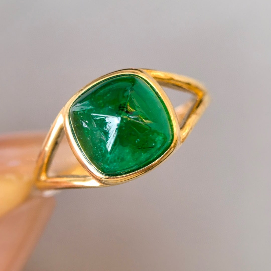 14k Gold 3.72 Ct Natural Emerald Ring: Ref:231087160 // gold content:14k gold // ring size:7. 25 us // // main gemstone:emerald // shape:sugar-loaf // carat weight:3. 72ct // color:green // treatment:natural // Condition: New Low