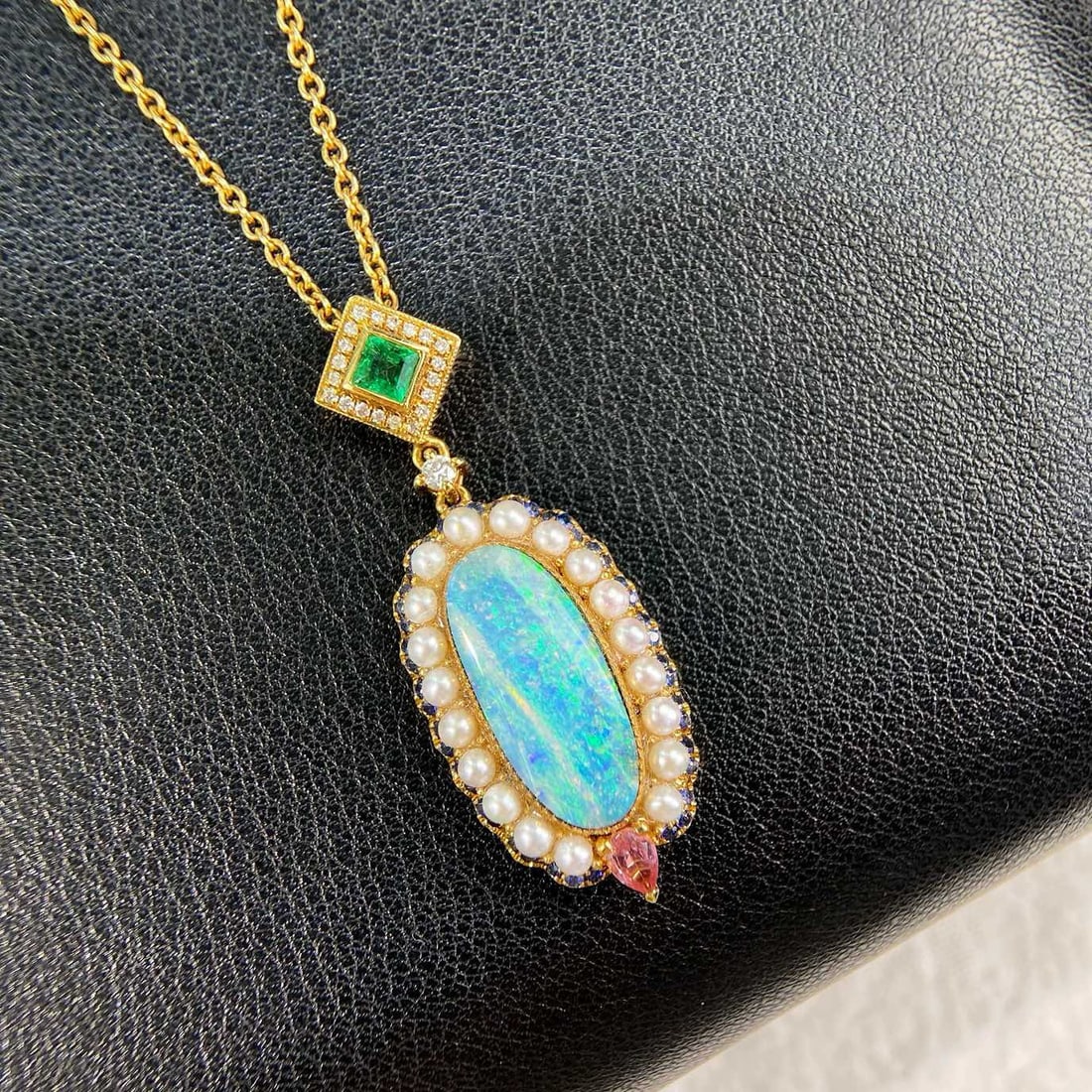 14k Gold 4.3 Ct Natural Opal & Diamond Necklace - 2