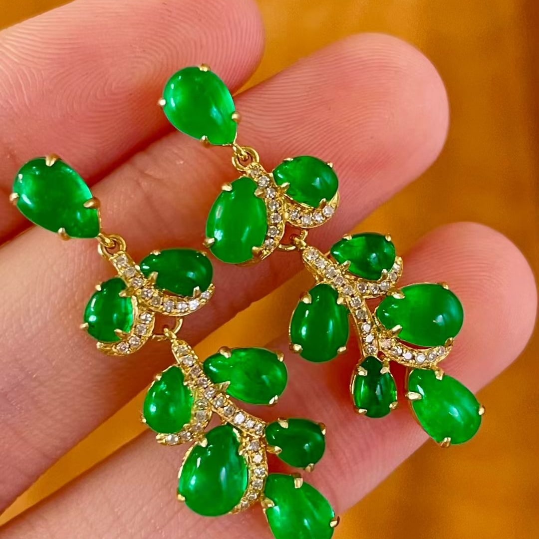 14k Gold 5.5 Ct Vivid Green Natural Emerald & Diamond Earrings - 4