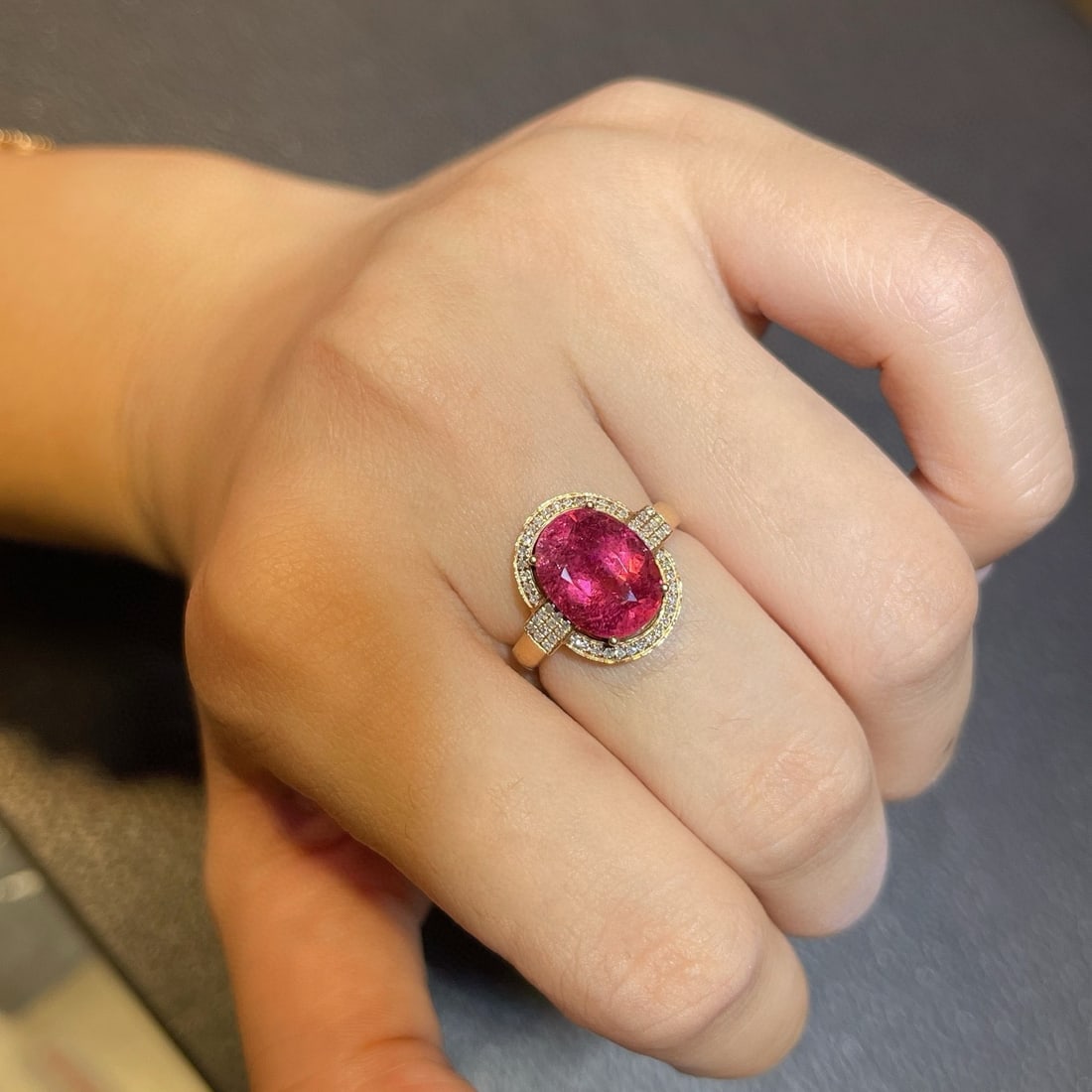 14k Gold 3.6 Ct Natural Tourmaline & Diamond Ring - 4
