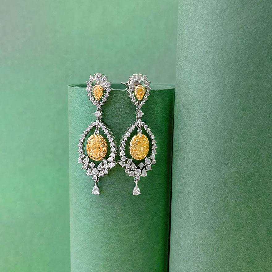 14k Gold 2.30 Ctw Natural Yellow Diamond & Diamond Earrings: Ref:231088001 // gold content:14k gold // main gemstone:yellow diamond // shape:multiple // carat weight:1. 10ct // color:yellow // treatment:natural // // adjacent gemstone 2 : diamond //