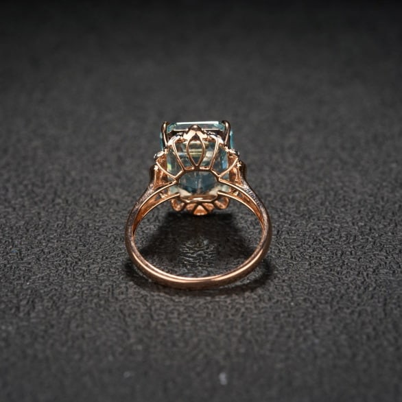14k Gold 5.72 Ct Natural Aquamarine & Diamond Ring - 5