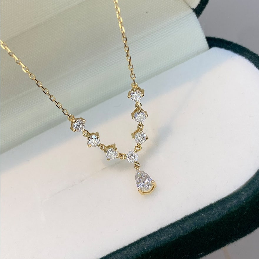 14k Gold 0.45 Ctw Natural H Diamond Necklace: Ref:231088046 // gold content:14k gold // main gemstone:diamond // shape:pear // carat weight:0. 15ct // clarity grade:vs-si // color:h // treatment:natural // // adjacent gemstone 2 : diamond //