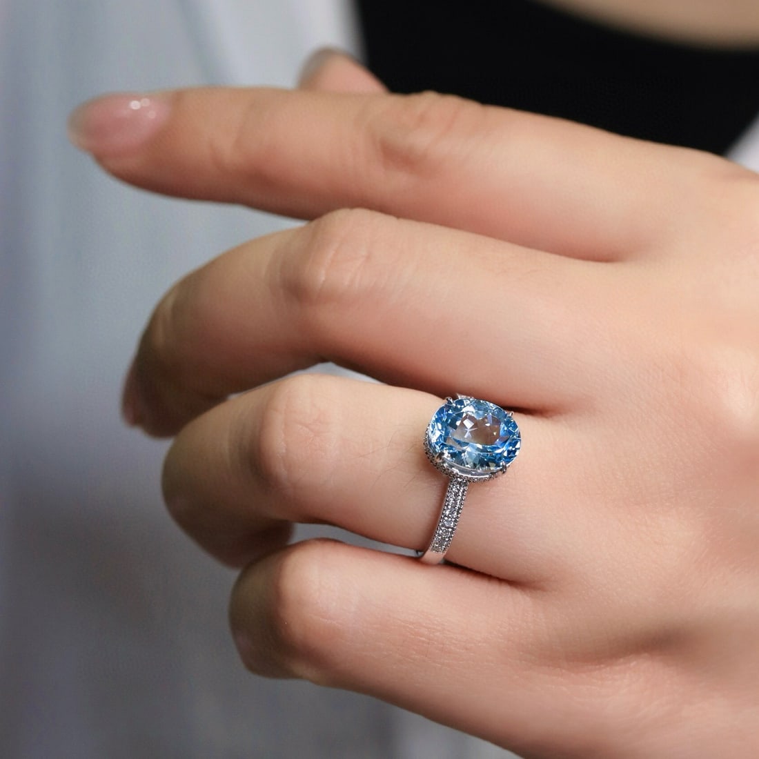 14k Gold 3.54 Ct Natural Aquamarine & Diamond Ring - 7