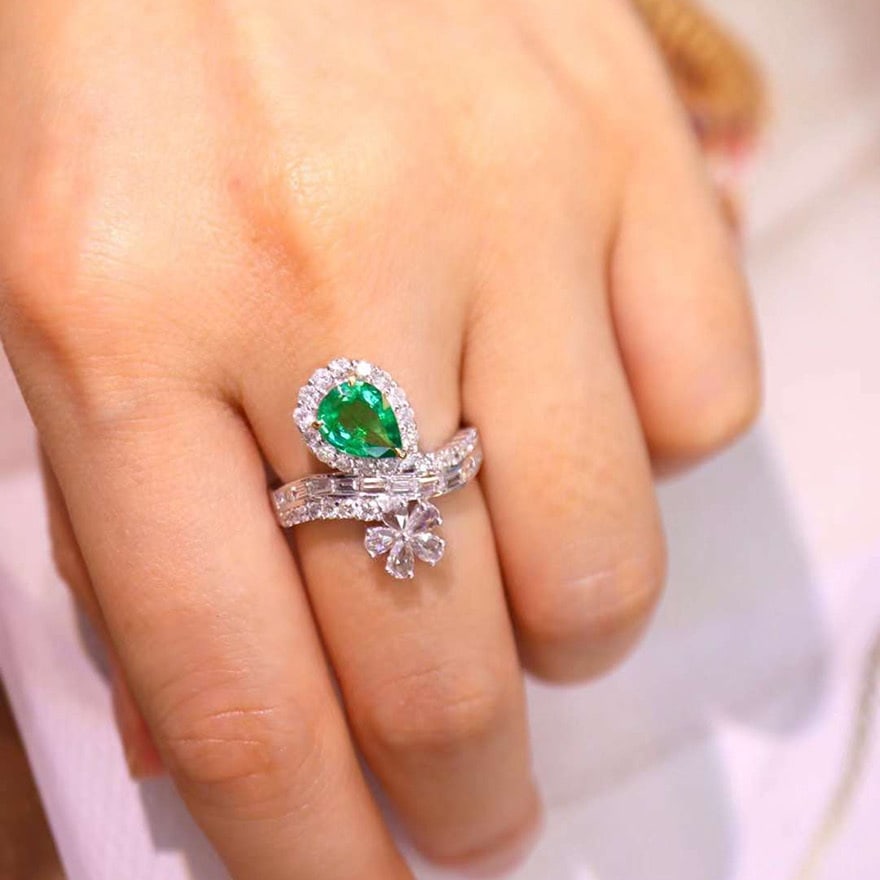 14k Gold 2.31 Ctw Natural Emerald & Diamond Ring - 4