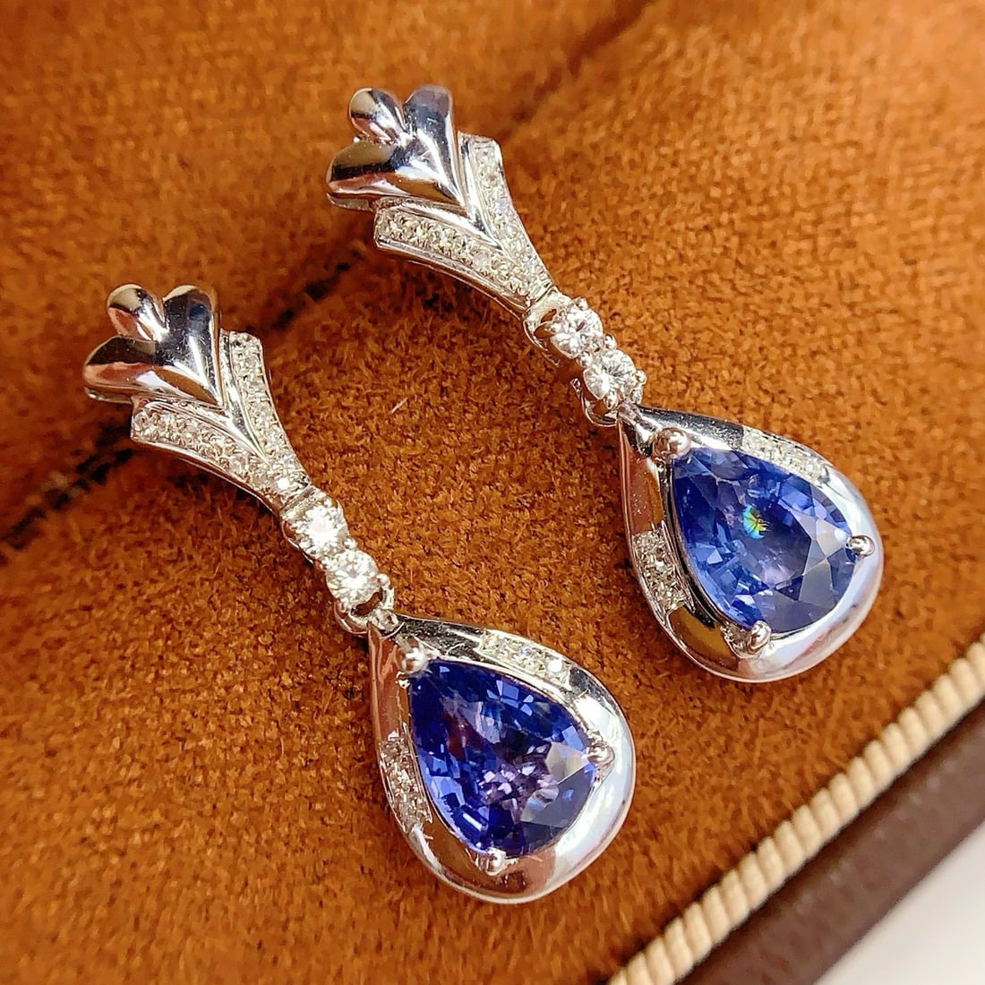 14k Gold 2 Ct Natural Sapphire & Diamond Earrings - 3