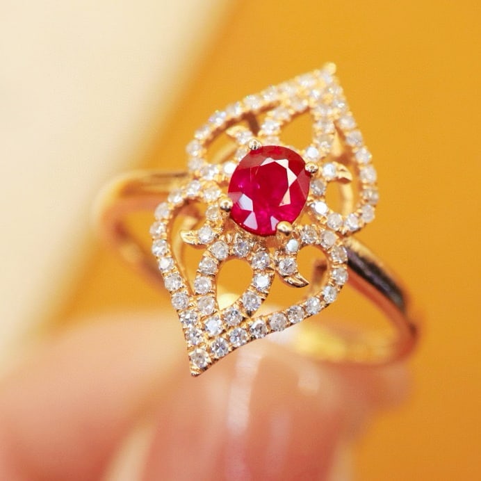 14k Gold 0.62 Ctw Vivid Red Natural Ruby & Diamond Ring - 4