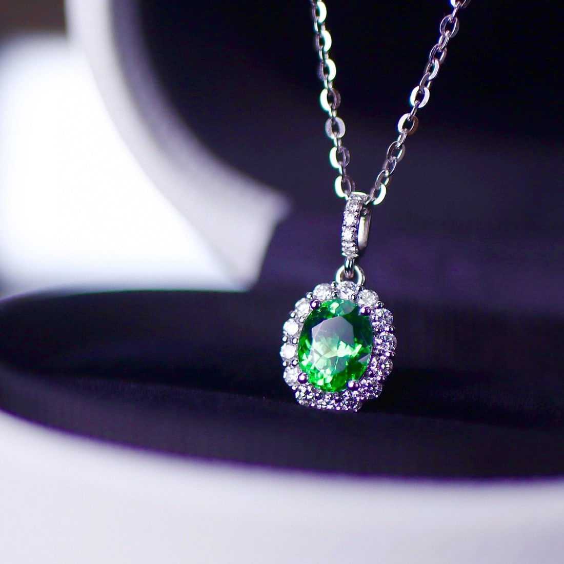 14k Gold 1.56 Ctw Vivid Green Natural Tsavorite & Diamond Pendant( Without Chain ): Ref:231088131 // gold content:14k gold // main gemstone:tsavorite // shape:oval // carat weight:1. 26ct // color:vivid green // treatment:natural // // adjacent gemstone 2 : diamond // shape:round //