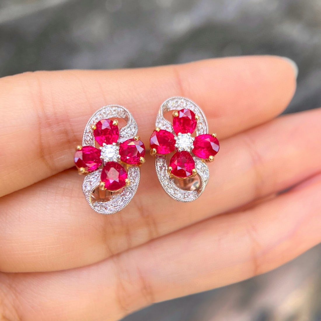 14k Gold 3.34 Ctw Natural Ruby & Diamond Earrings: Ref:231088185 // gold content:14k gold // main gemstone:ruby // shape:pear // carat weight:3. 00ct // color:red // treatment:natural // // adjacent gemstone 2 : diamond // shape:round // carat