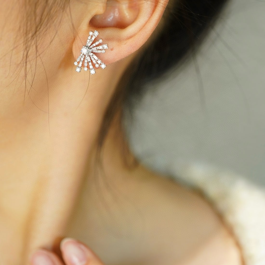 14k Gold 1.1 Ct Natural H Diamond Earrings - 5