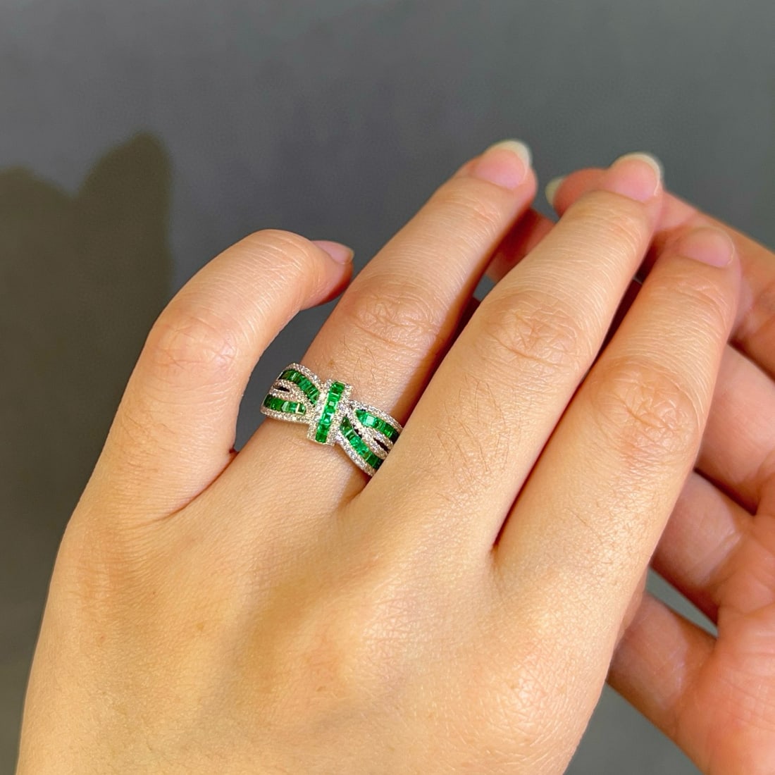 14k Gold 1.40 Ctw Vivid Green Natural Emerald & Diamond Ring - 4