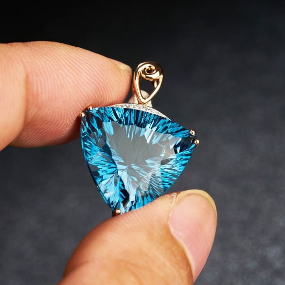 14k Gold 20.6 Ct Natural Topaz & Diamond Pendant( Without Chain ) - 9
