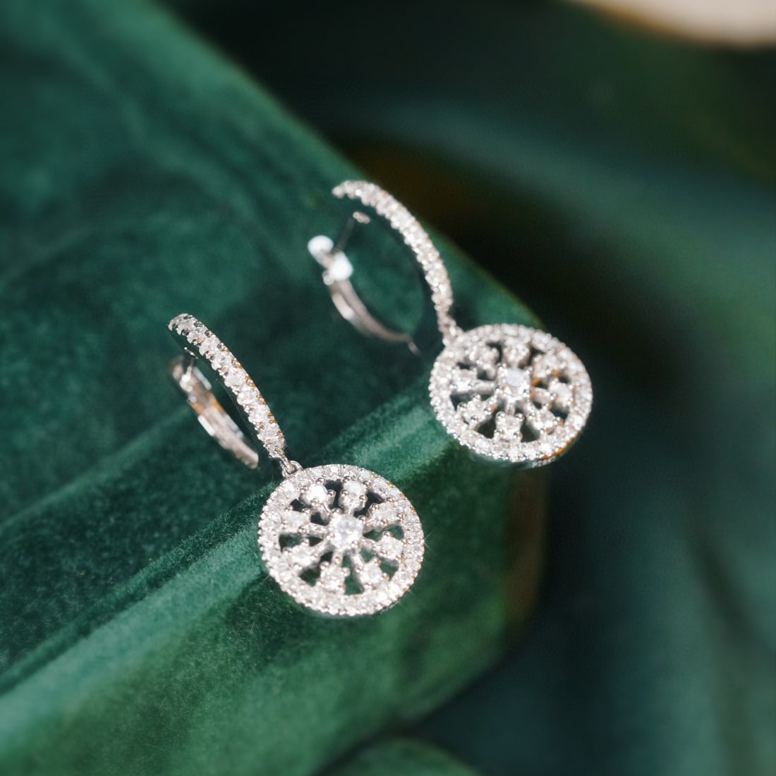 14k Gold 0.90 Ct Natural H Diamond Earrings - 8