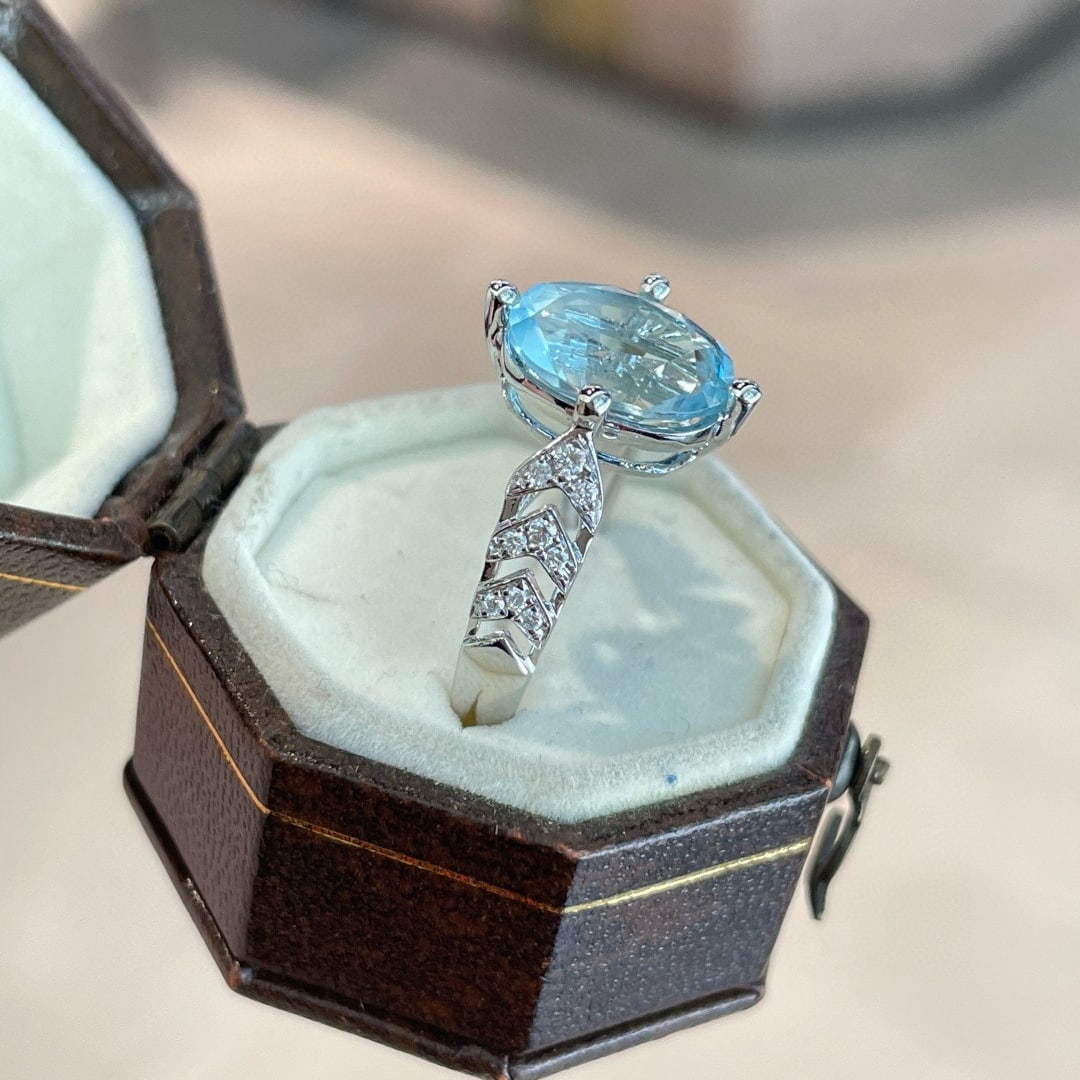 14k Gold 2.35 Ct Natural Aquamarine & Diamond Ring - 4