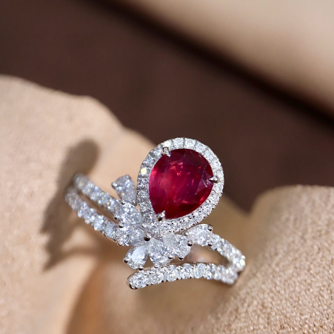 14k Gold 1.68 Ctw Natural Ruby & Diamond Ring - 8