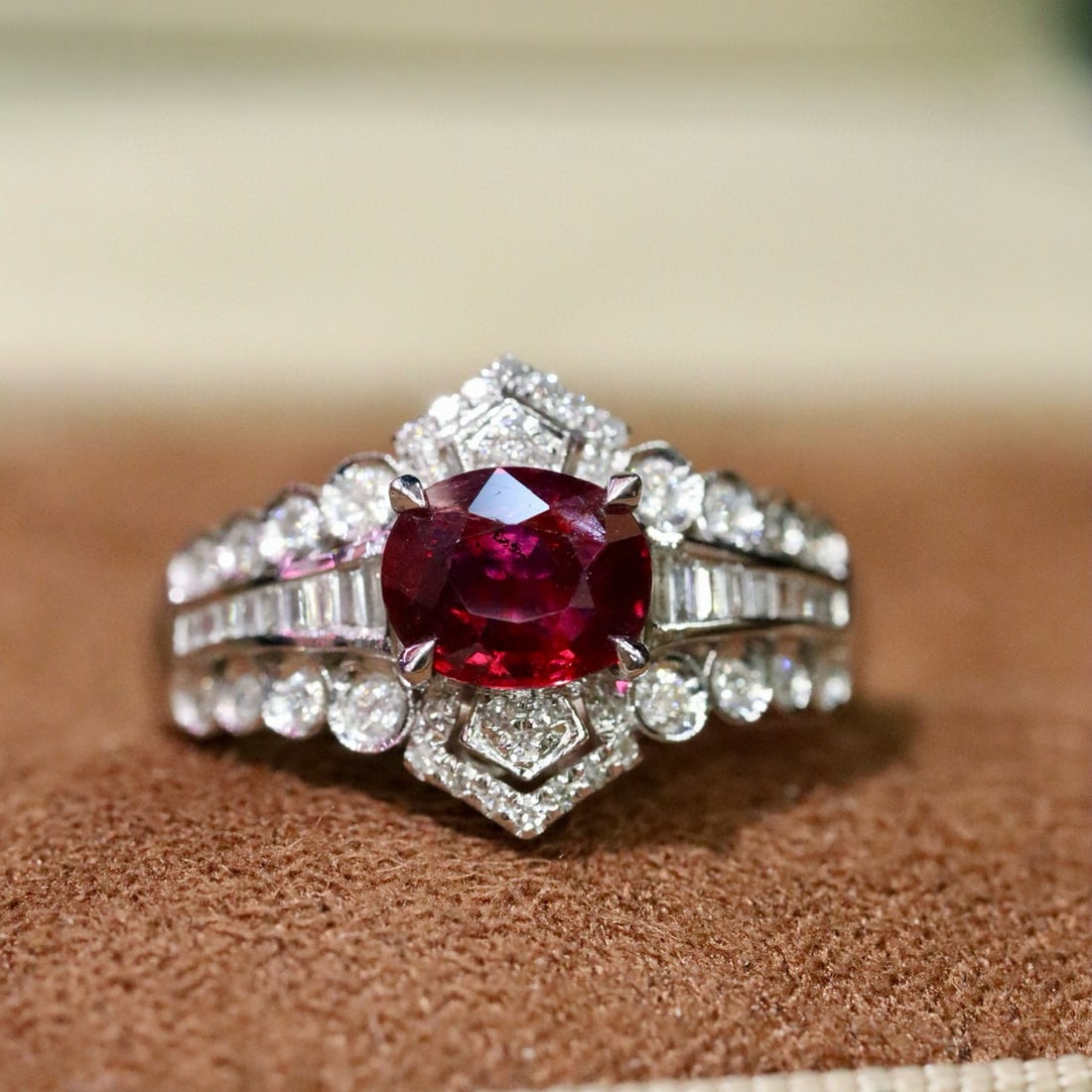 14k Gold 1.44 Ctw Vivid Red Natural Ruby & Diamond Ring: Ref:231088306 // gold content:14k gold // ring size:7. 25us // // main gemstone:ruby // shape:oval // carat weight:1. 10ct // color:vivid red // treatment:natural // // adjacent gemstone 2 : diamond