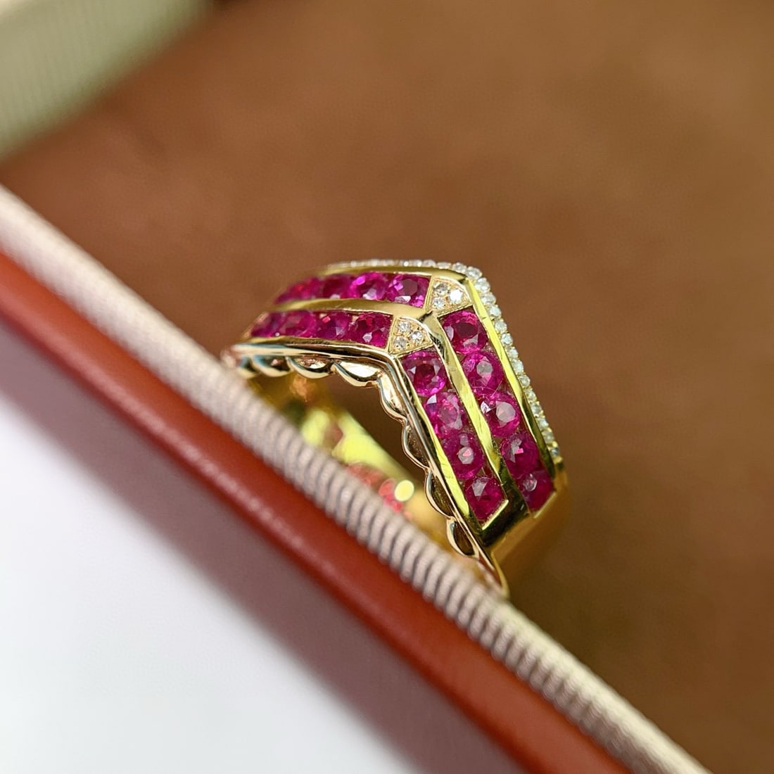 14k Gold 1.80 Ct Natural Ruby & Diamond Ring - 2
