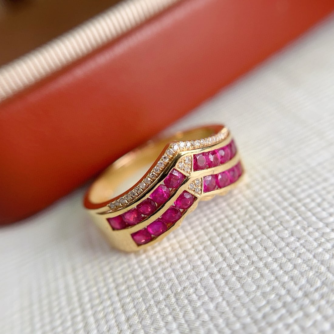 14k Gold 1.80 Ct Natural Ruby & Diamond Ring - 3