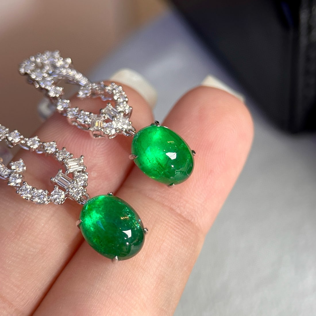 14k Gold 6.94 Ctw Vivid Green Natural Emerald & Diamond Earrings - 6