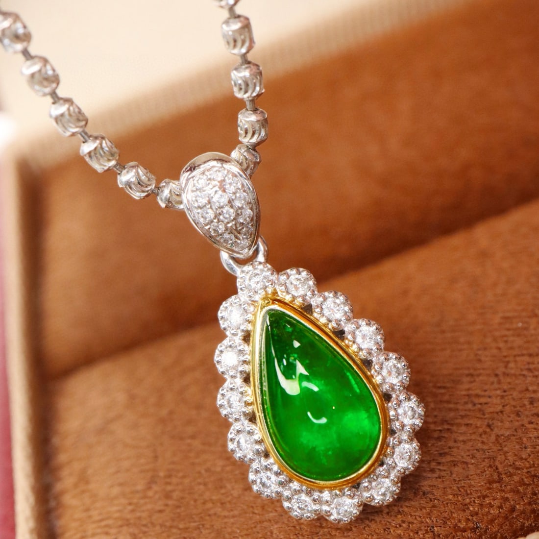 14k Gold 1.34 Ctw Vivid Green Natural Emerald & Diamond Pendant( Without Chain ) - 3