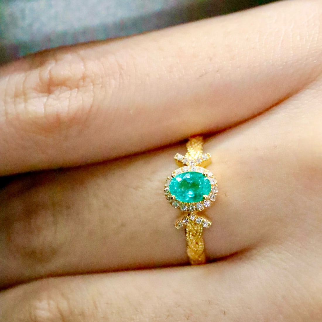 14k Gold 0.35 Ctw Natural Emerald & Diamond Ring - 6