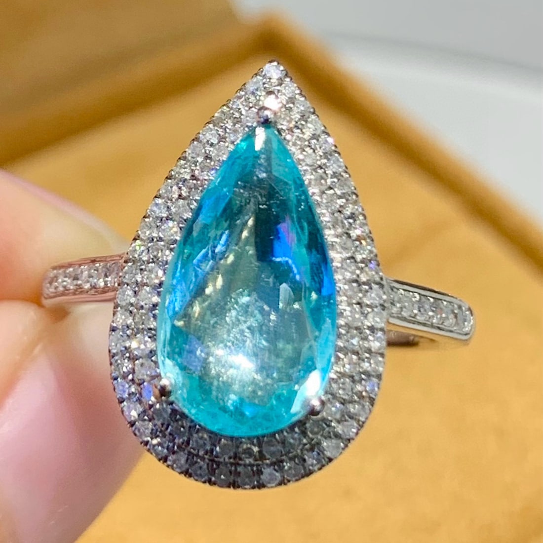 14k Gold 2.25 Ct Natural Paraiba Tourmaline & Diamond Ring - 2
