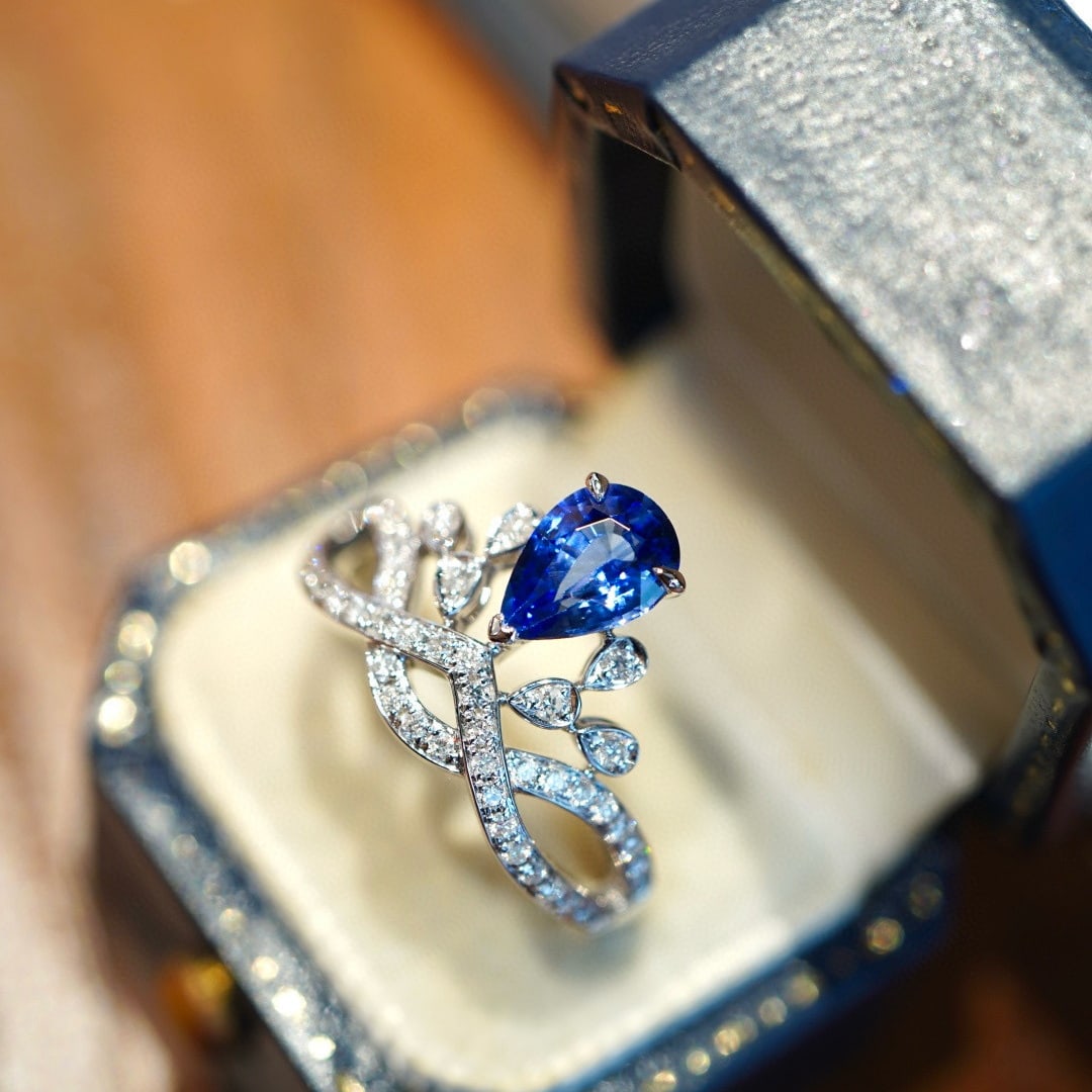 14k Gold 1 Ct Natural Sapphire & Diamond Ring - 6