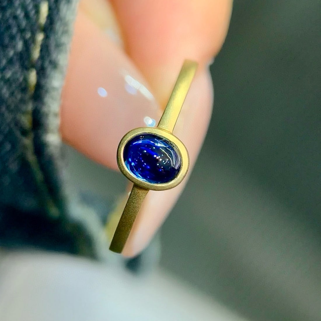 14k Gold 0.58 Ct Natural Sapphire Ring: Ref:231088446 // gold content:14k gold // ring size:7. 25us // // main gemstone:sapphire // shape:oval // carat weight:0. 58ct // color:blue // treatment:natural // Condition: New Low Estimate: