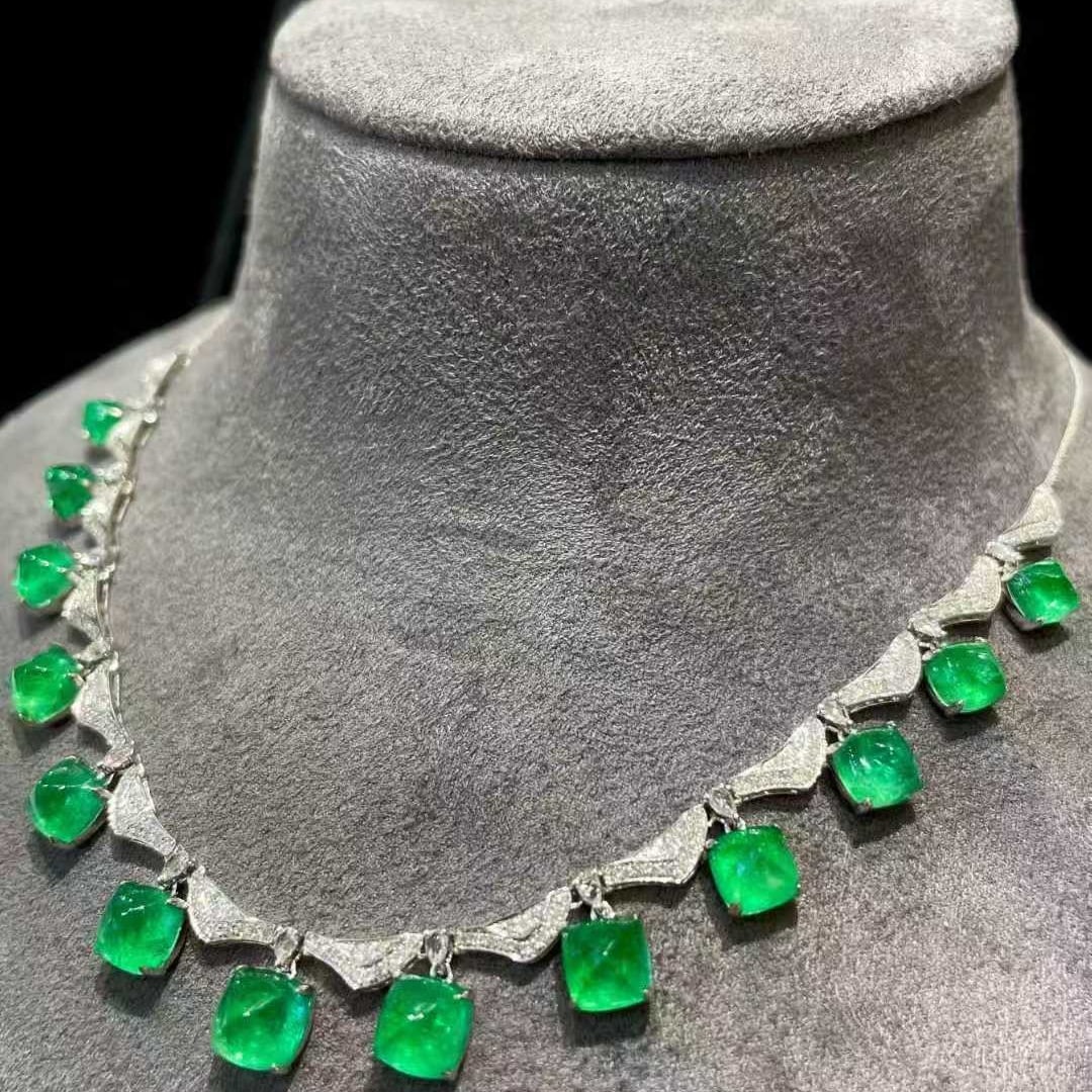 14k Gold 13.00 Ct Natural Emerald & Diamond Necklace - 2