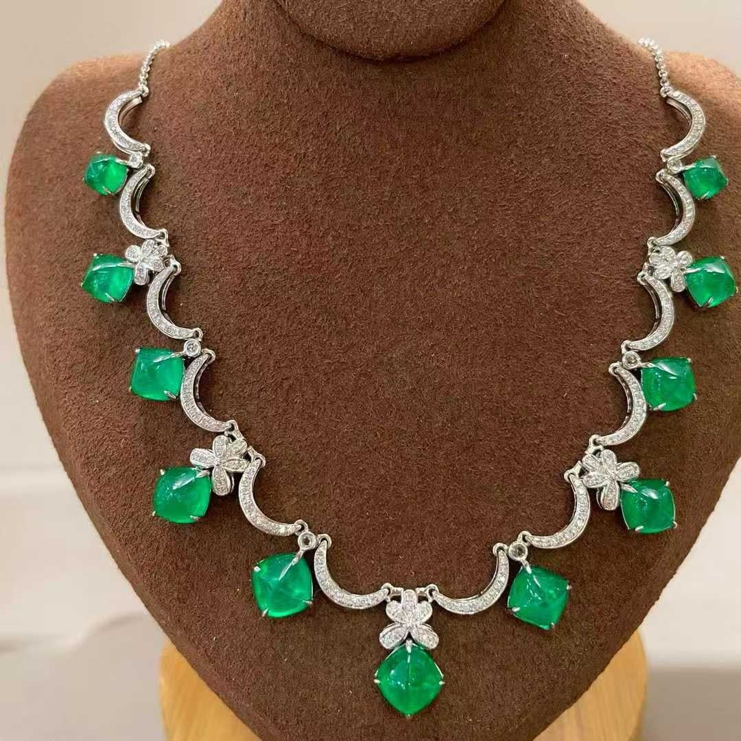 14k Gold 10.57 Ct Natural Emerald & Diamond & Sapphire Necklace - 2