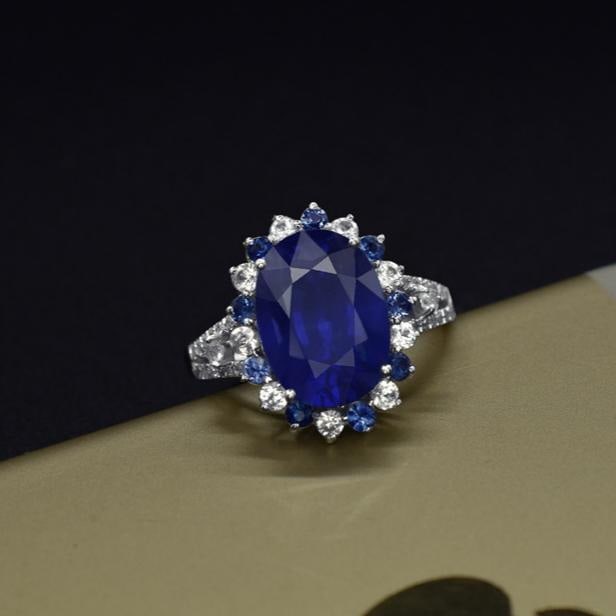 14k Gold 5.34 Ctw Natural Sapphire & Diamond & Sapphire Ring - 3