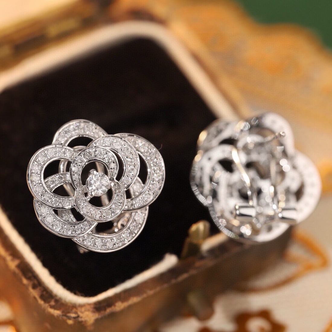 14k Gold 0.9 Ct Natural H Diamond Earrings - 2
